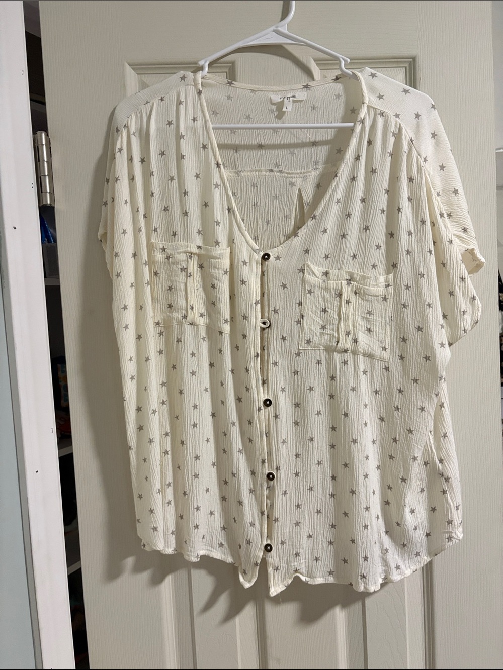 Woven Star-Print Button Front Blouse - Cream
